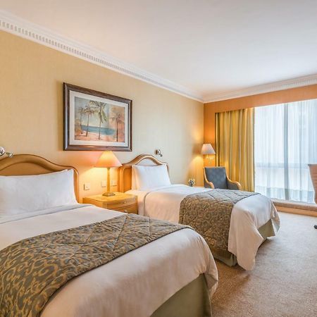 Jw Marriott Hotel Kuwait Кувейт Екстериор снимка