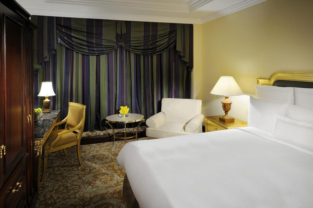 Jw Marriott Hotel Kuwait Кувейт Стая снимка