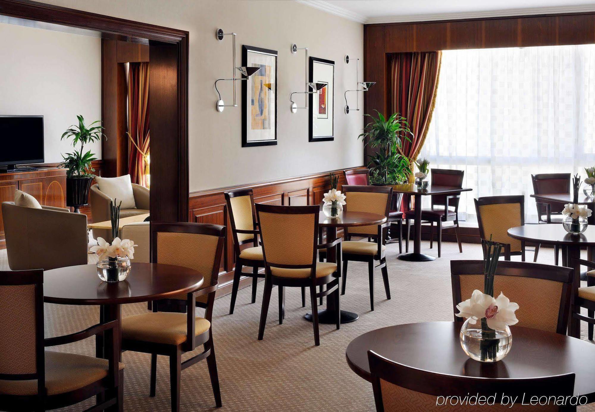 Jw Marriott Hotel Kuwait Кувейт Екстериор снимка